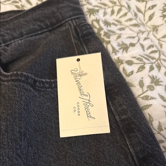 Brand new! Universal Thread black denim skirt. - Picture 2 of 4